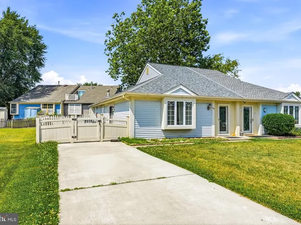108 Franklin Dr, Voorhees, NJ 08043