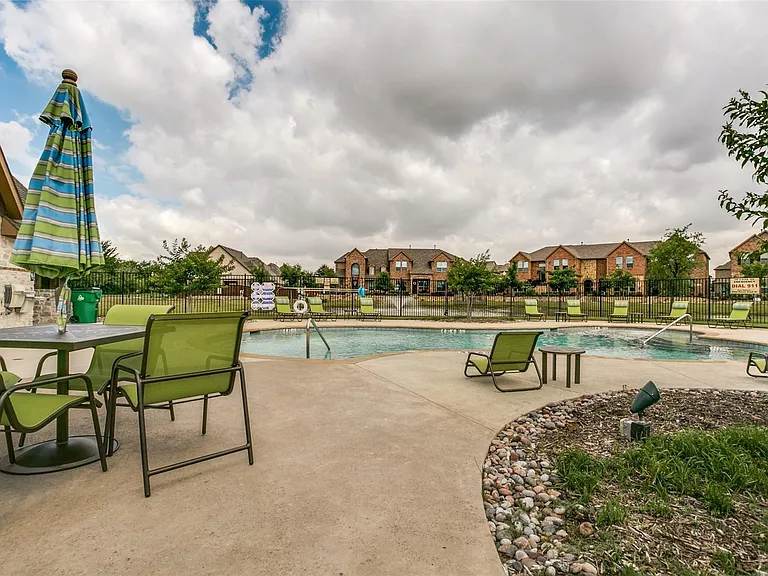 4200 Mesa Dr — Photo 17