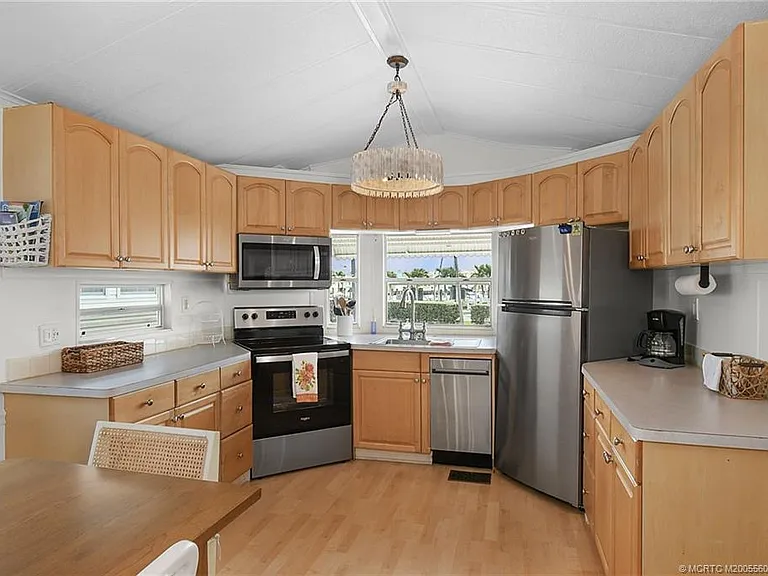 10725 S Ocean Dr #98 — Photo 13