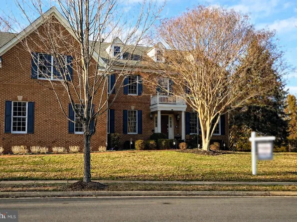 15792 Ryder Cup Dr, Haymarket, VA 20169