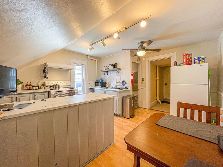 71 Sheridan St #3 — Photo 13