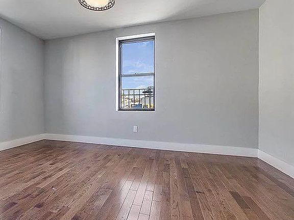 4th image of 2714 Avenue D APT 1D
