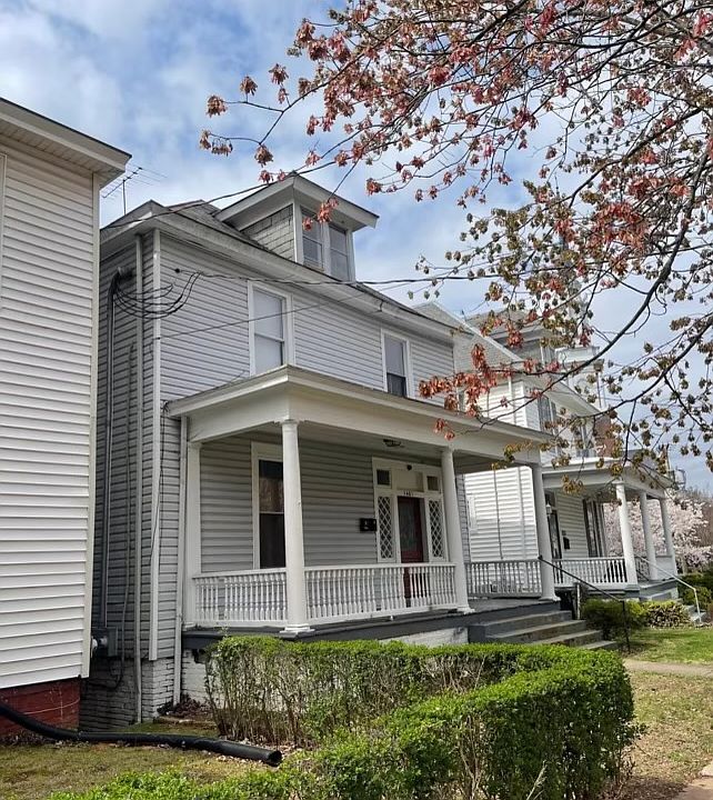 1st image of 1463 Rivermont Ave #A