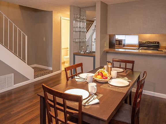 4th image of 202 Nichols Blvd #270