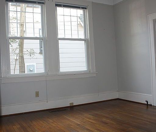 3rd image of 10 Keowee Ave