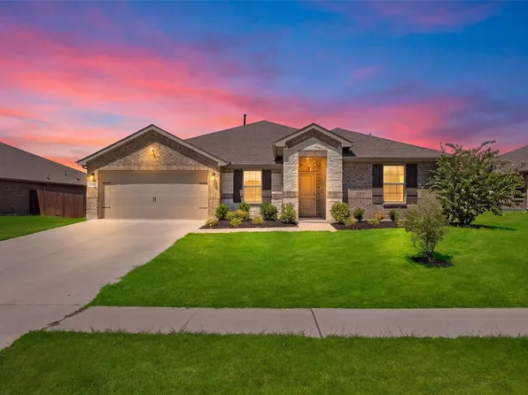1321 Elmwood Dr, Cedar Hill, TX 75104