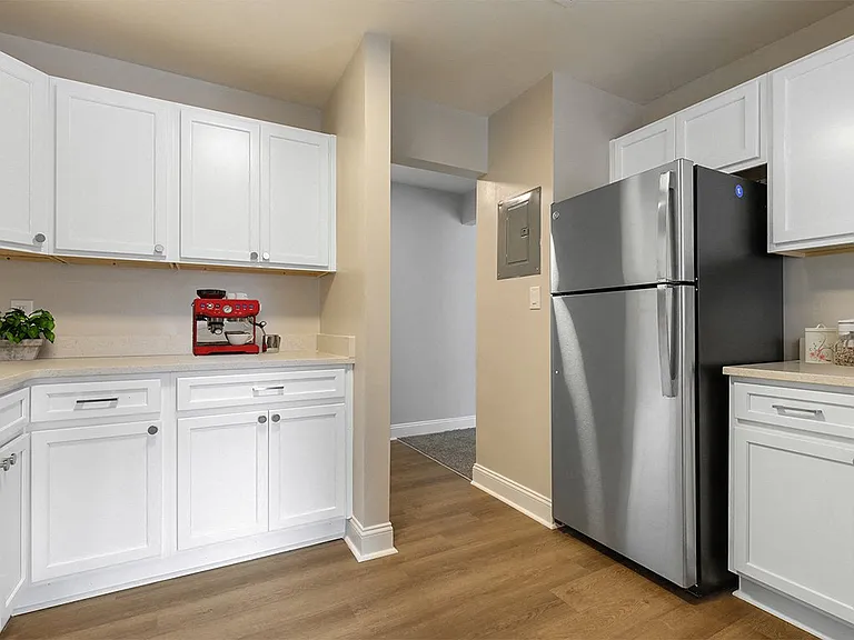 Padonia Village Apartments — Photo 7