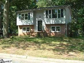 1st image of 212 Chuckwood Dr