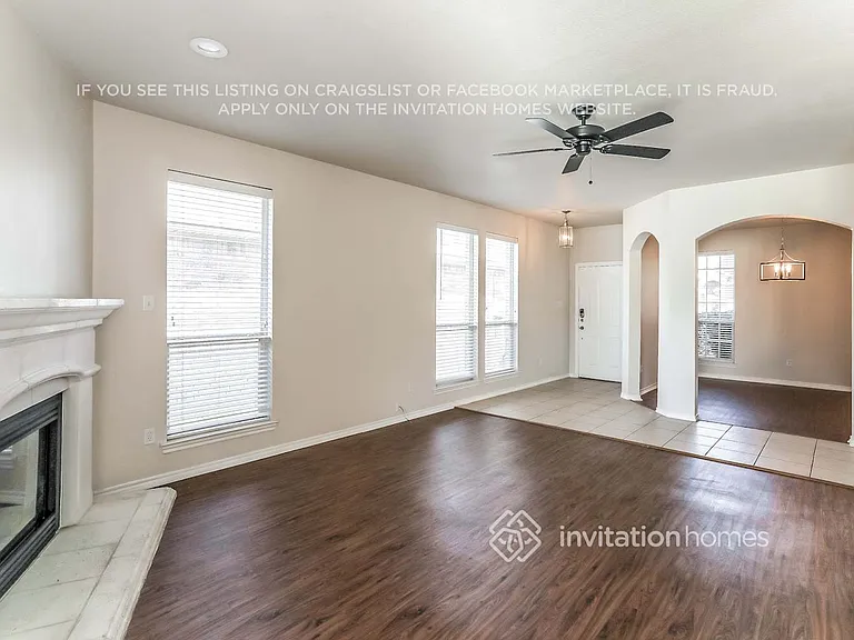 3832 Brandywine Ln — Photo 2