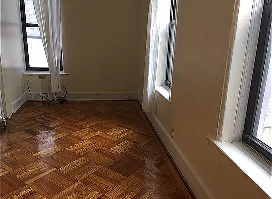 2nd image of 1528 Bedford Ave #2C