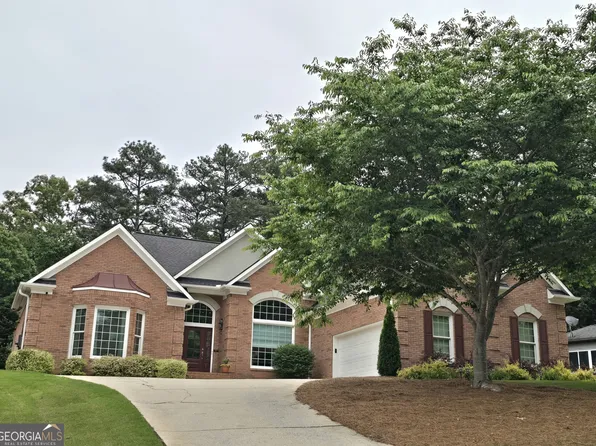 3450 Pinemont Dr, Douglasville, GA 30135