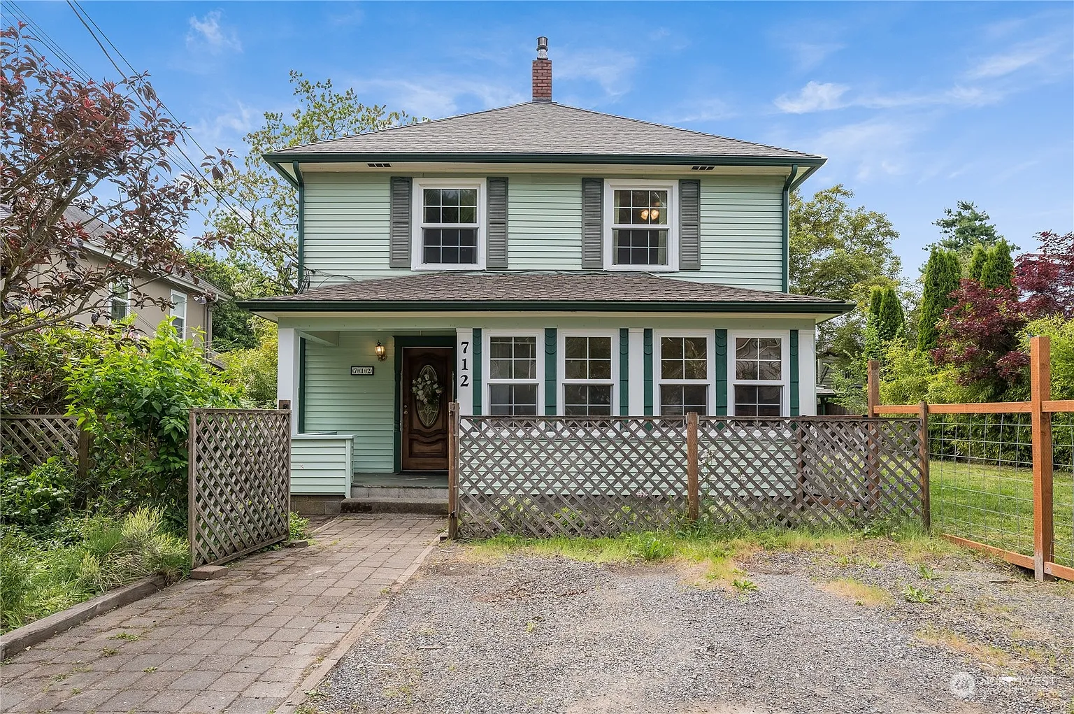 712 Mill Avenue photo 1