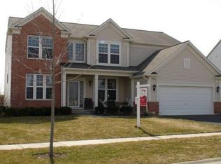 956 Elfering Ln, Antioch, IL 60002
