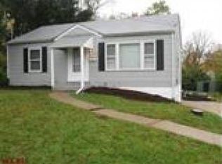 420 E Clinton Pl, Saint Louis, MO 63122