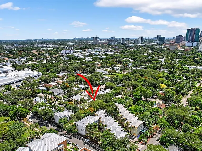 1214 W Las Olas Blvd — Photo 71