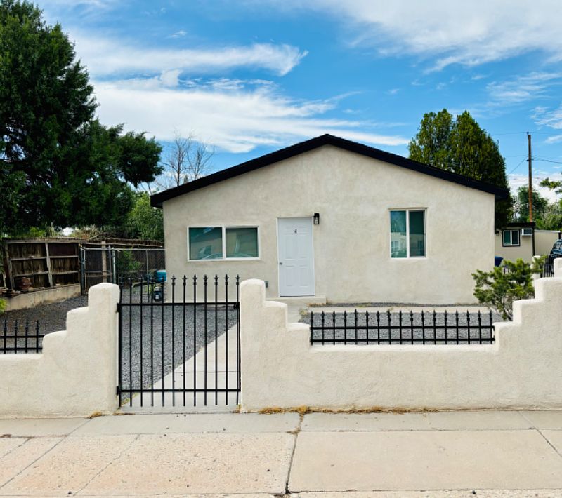 1st image of 1325 San Andres Ave NW #A