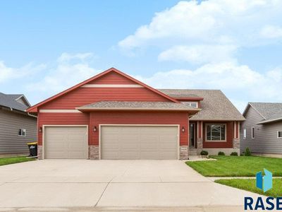 9008 W 23rd St, Sioux Falls, SD, 57106
