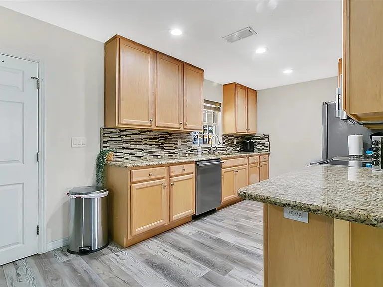 2522 Evergreen Dr — Photo 6