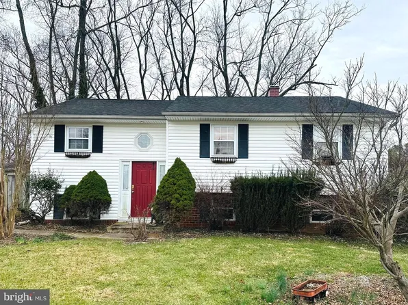 313 Academy Ave, Reisterstown, MD 21136