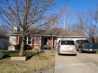 11 N Garth Ct, Columbia, MO 65202