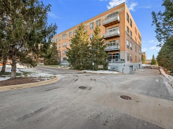 630 Emerson Rd APT 402, Saint Louis, MO 63141