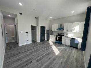 106 S 42nd St, Philadelphia, PA 19104