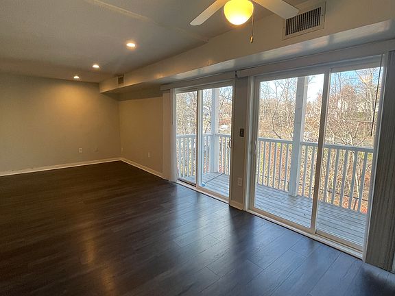 4th image of 71A Brookwood Dr #A