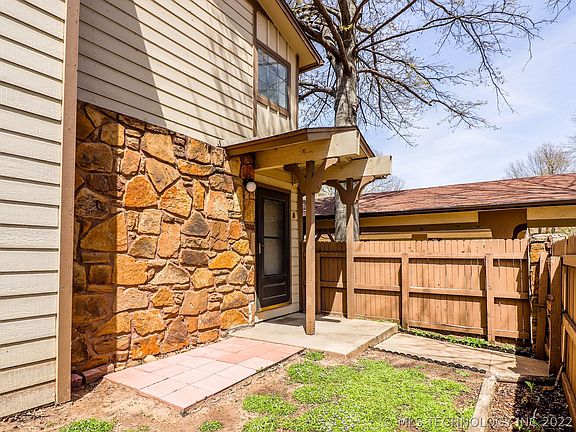 3rd image of 7901 E 66th St #22A