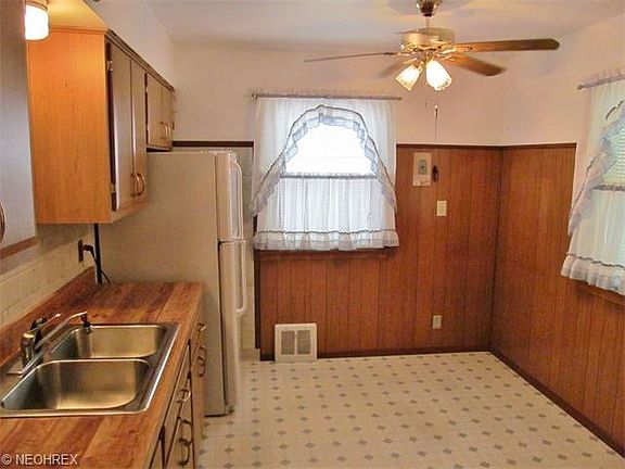 3rd image of 16010 Bowfin Blvd