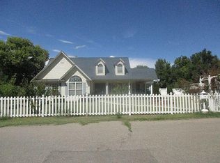 2710 Fantozzi Rd SW, Albuquerque, NM 87105