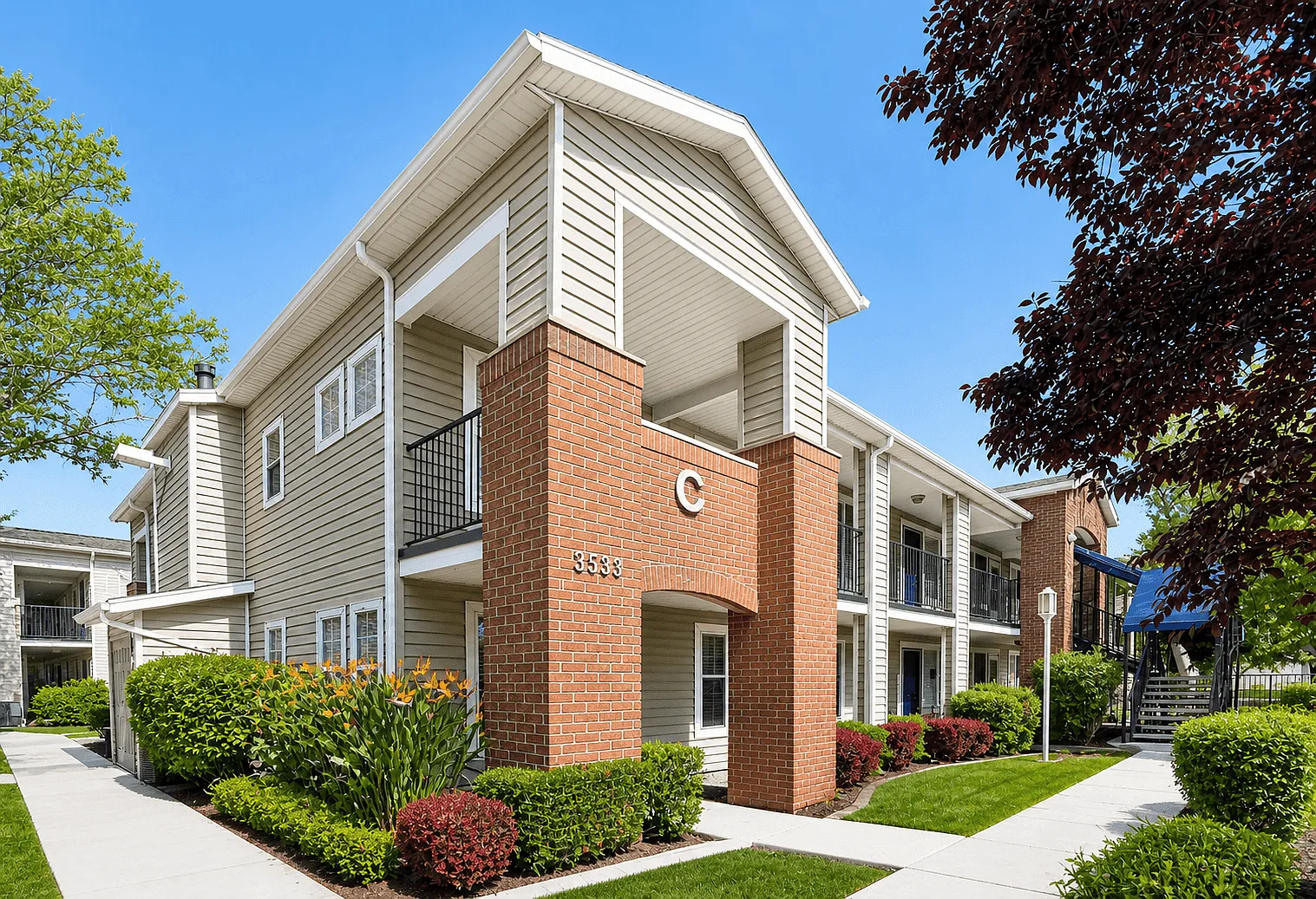 Harmony Garden Apartments — Photo 2