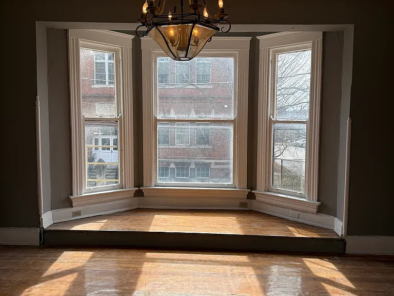 1626 Chase Ave #6 — Photo 1