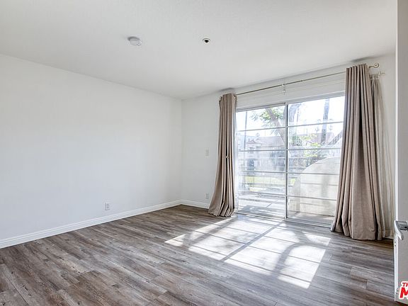 5th image of 345 S Alexandria Ave APT 224