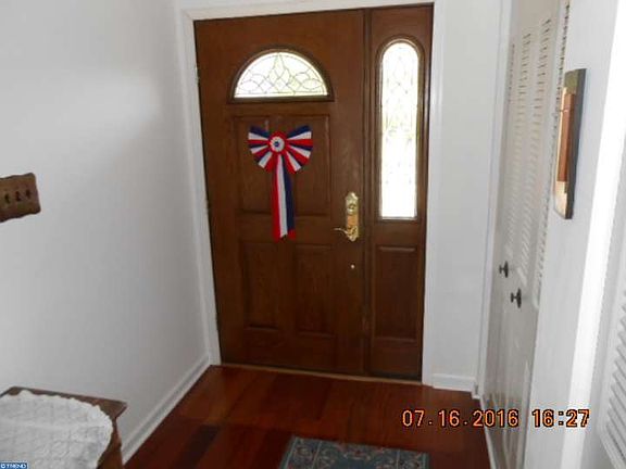 2nd image of 17 White Dr