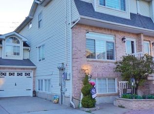 52 Darnell Ln #1, Staten Island, NY 10309