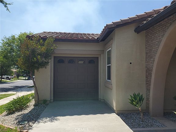 4th image of 36124 Eagle Ln