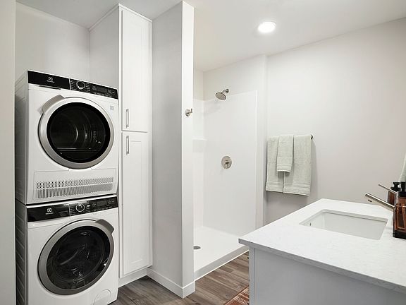 5th image of 11910 Town Center Dr NE #105
