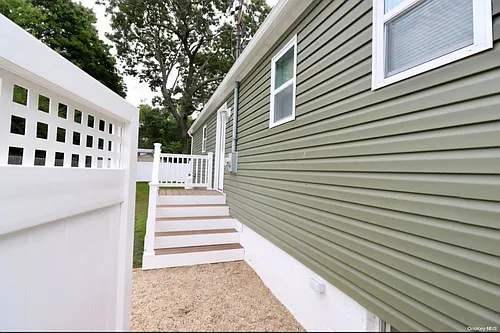 89 Lynbrook Dr Photo 1