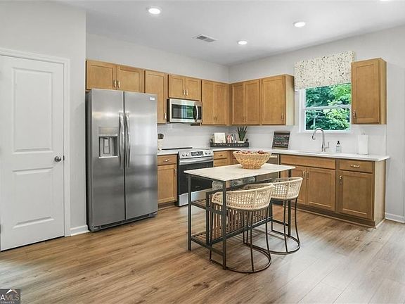 5th image of 86 Alameda St #122