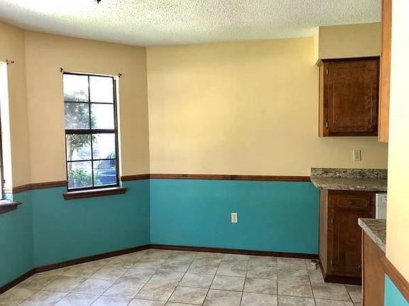 3rd image of 12448 Red Fox Dr