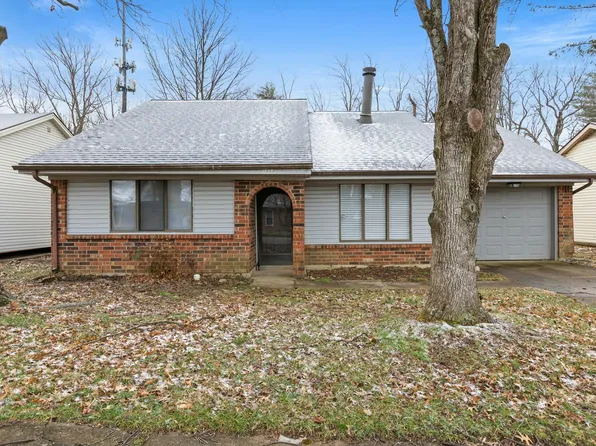 3464 Woodspring Dr, Lexington, KY 40515