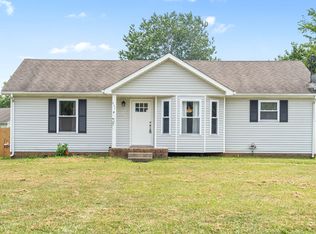 437 Sideline Dr, Oak Grove, KY 42262