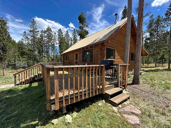 3rd image of 35 Sawtooth Way