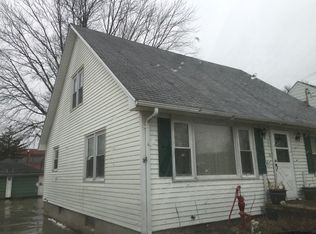 630 Catalpa St, Beecher, IL 60401