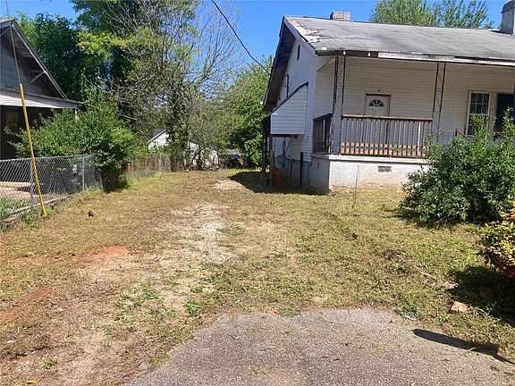 2nd image of 9 Humbert St