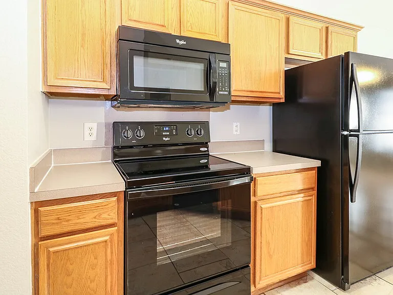 1000 Chelsea Dr — Photo 6