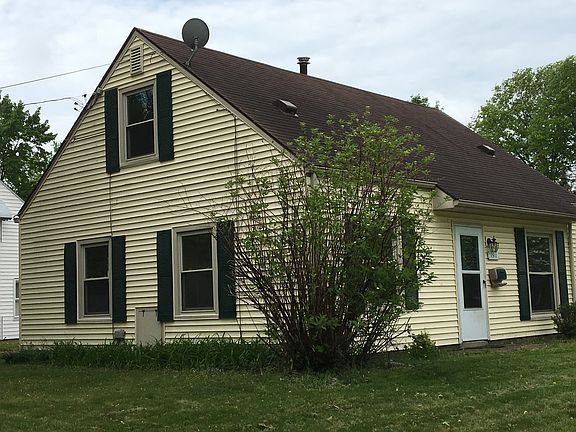 3rd image of 1911 Victoria St