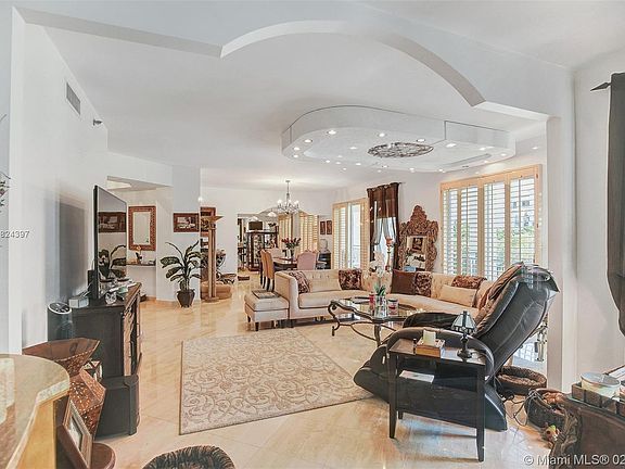 5th image of 3900 Island Blvd #B304