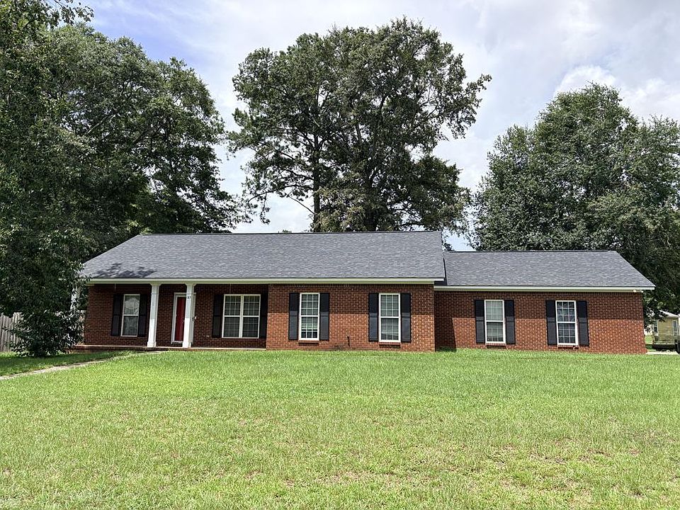 1st image of 183 Edinborough Dr