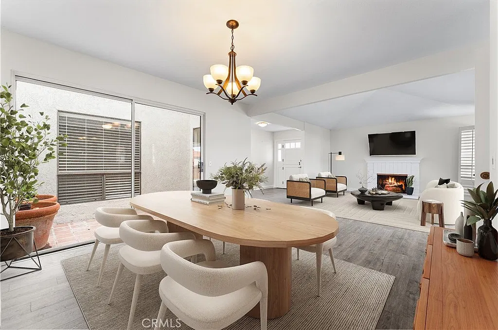 3 bed, 1618 sqft, $4,850 — Photo 4